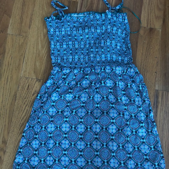 Patterned Dress - Picture 2 of 4